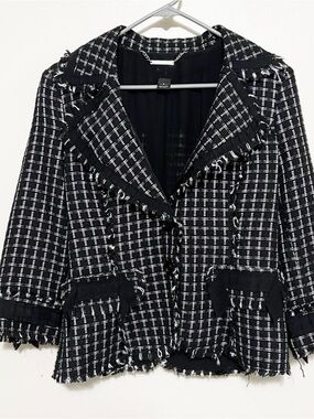 White House Black Market Black & White Tweed Frayed-Edge Blazer